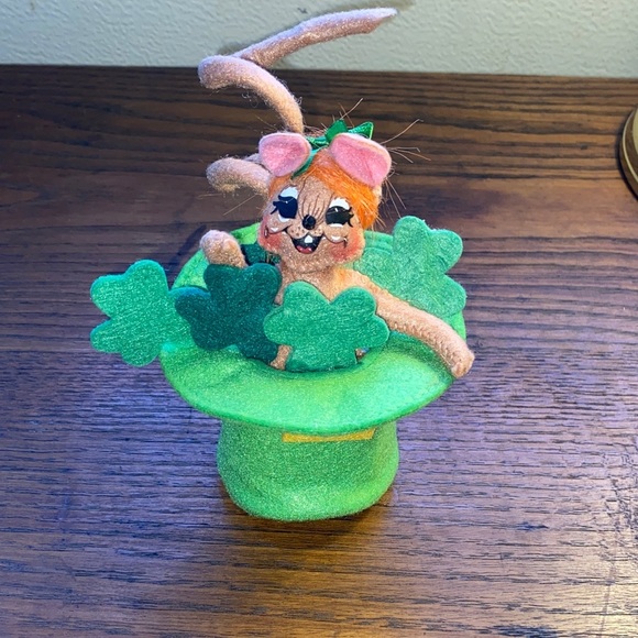 St Patrick’s Annalee mouse - Picture 1 of 5